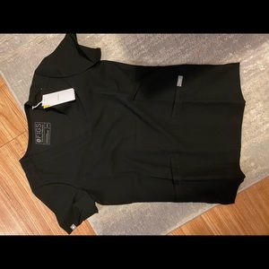NWT Figs top size xxs
